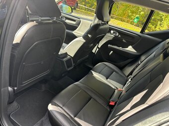 Volvo XC40,  XC40 2,0 D3 FWD 1.MAJITEL - 11
