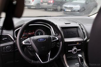Ford S-MAX Vignale - 11