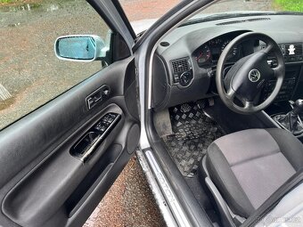 VW Golf 4 1.6 16V 77kw 2001 - 11