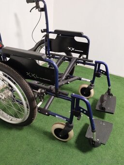 Mechanický invalidní vozík XXL, TOP STAV - 11
