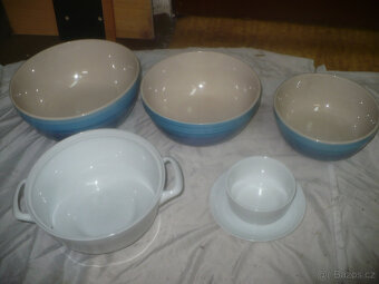 talíře, čajový servis,skleničky na víno,vysavač - 11