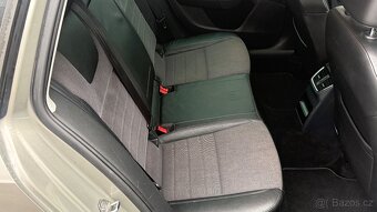 Škoda Octavia 2.0TDi Style, DSG, Xenony - 11