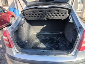 Škoda Octavia 2 1.9tdi 77kw - 11