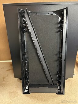 pc skříň be quiet Pure Base 500 Black - 11