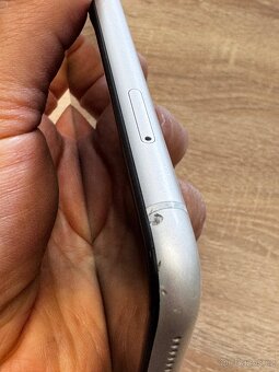 iPhone XR 128GB (nová baterie) - 11