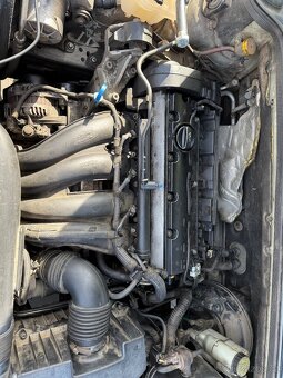 Peugeot 407 2.2 benz. 120kW - 11