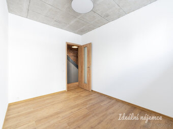 Pronájem bytu 3+kk, Zárubova, Kamýk, 34900 Kč/měs, 68 m2 - 11