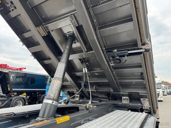Mercedes Benz Arocs 3345 6x6 třístranný sklápěč Bordmatic - 11