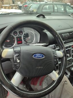 Ford Galaxy - 11