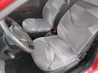 Citroen C2 1.4 Exclusive, jen 89.000 km, servis Citroen - 11