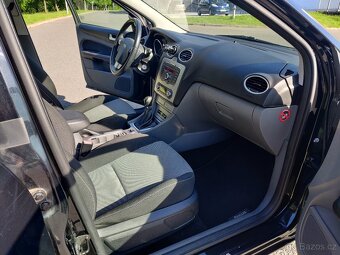 Ford Focus 1.6i 74 kW, hatchback, manual, 2011, 140tkm - 11