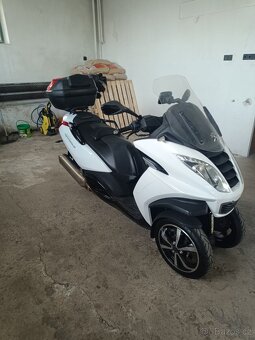 Peugeot metropolis 400 - 11