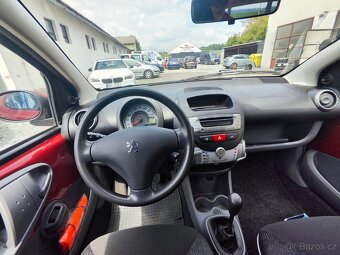 Peugeot 107 1.0i 2009 - 11