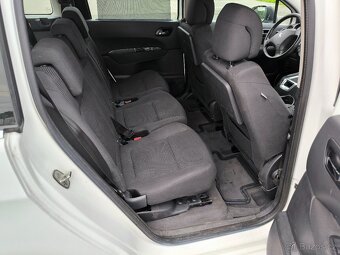 Peugeot 5008, 1.6 HDi, Automat, r.v - 2012, - 11