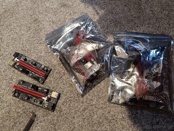 Set pro externí připojení 10 ks pevných disků k PC - 11