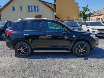 Toyota RAV4 2.2 D-4D TZ - 11