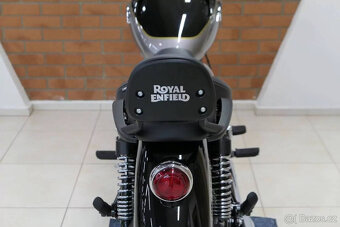 Royal Enfield Meteor 350 Aurora Black - 11