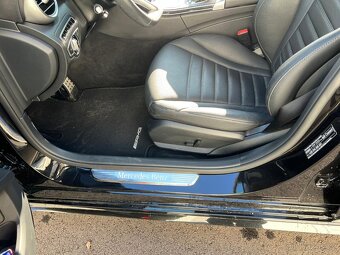 Mercedes C 400 4Matic 245kw V6 benzin 2016 nove v cr - 11