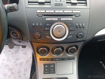 MAZDA 3  2.0 16V - 11