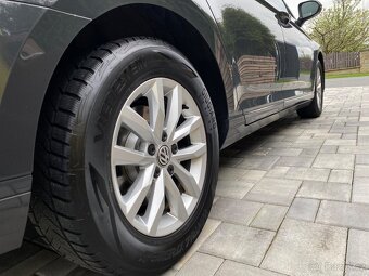 VW Passat B8 Variant/kombi 1.6 TDi 88kW DSG 1majitel - 11