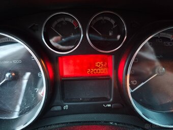 Peugeot 308 1.6i(benzin) 88 kW rv 2009 - 11