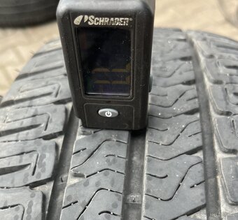 Alu 6x16 5x118 ET68 pneu 225/75/16 116Q - 11