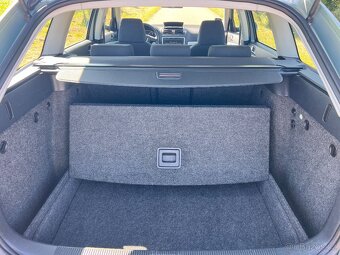 ► ŠKODA OCTAVIA II 1.6 TDI 77KW IMPULS-XENONY-TAŽNÉ - 11