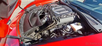 Chevrolet Corvette 6.2 L LT4 supercharged V8 (Z06) - 11