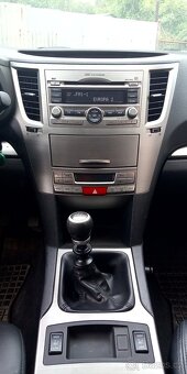 SUBARU LEGACY OUTBACK-2010 - 11
