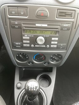 Ford Fusion 1.4i 59Kw rok 2007 najeto 195500Km - 11