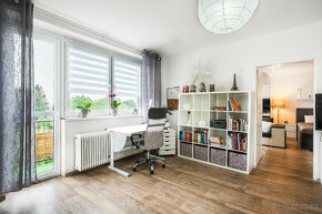 Rodinný dům 6+2 s 2 garážemi - 11