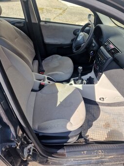 Fiat Stilo 1.6 16v R.v 2004 - 11
