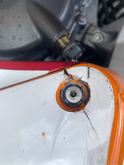 Honda CBR 929 rr - 11