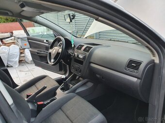 VW  Golf V.  Trend 1.6/75kw - 11
