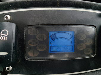 BAGR JCB 1,5t rok 2010 + 3 lžíce - 11