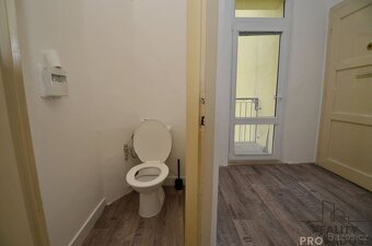 Prodej bytu 4+kk 95 m2 - 11