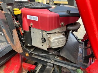 Traktor Toro Wheel Horse - 11