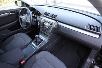 PASSAT B7, 2.0Tdi-103kw,COMFORTLINE,RNS315,2xPDC,Výhřevy,r12 - 11