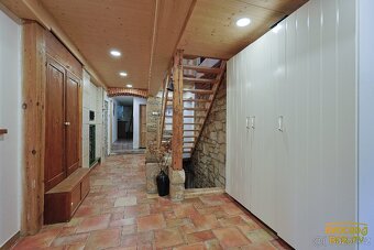Prodej rodinného domu 450 m², pozemek 9223 m² Mařenice - 11