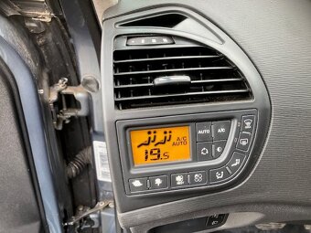 Citroen C4 Picasso 1.6 HDI automat - 11