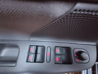 Volkswagen golf  2009 blue motion 1,9 TDI - 11