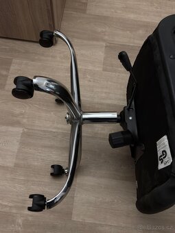 Kancelářské křeslo - 11