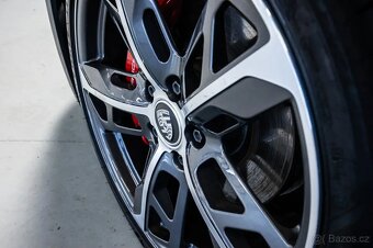 Porsche Taycan 4S CROSS TURISMO - 11