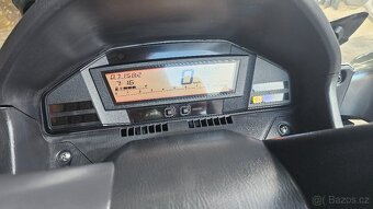 Suzuki Burgman 650 Executive r.v. 2011 - 11