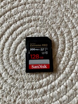 Canon EOS RP + příslušenství - 11