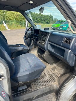 VW T4 Caravelle 2.5 tdi ACV 75kw 2001 - 11