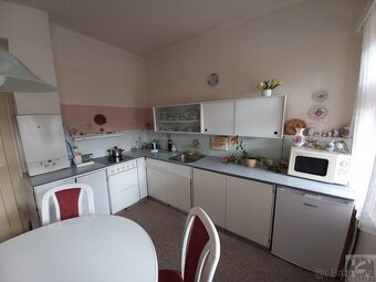 Pronájem bytu 3+1 (78 m2), balkon, společná zahrada v domě P - 11