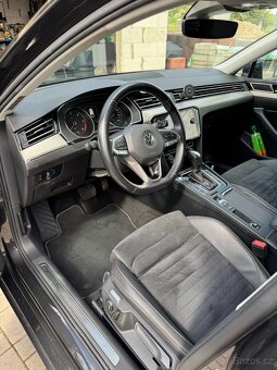 Volkswagen Passat B8 2021 2.0 TDI, 110 kW, Elegance - 11