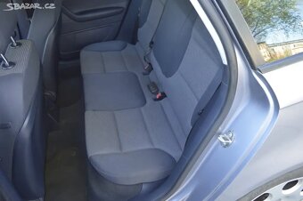 Audi A3 sportback 1,6 85kw benzin ,webasto - 11