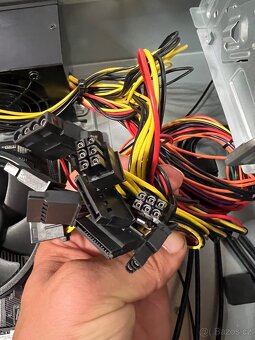 Pracovní pc, Ryzen 5, až 16GB, m.2 SSD, Vega 11, Win 11 - 11